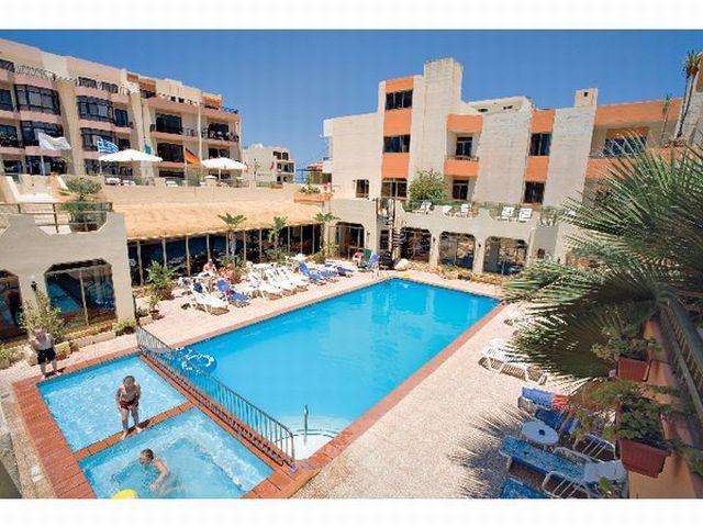 Clover Holiday Complex Qawra Eksteriør bilde